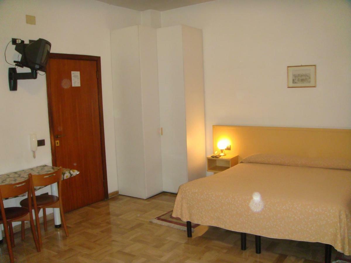 Residence Executive Ancona Habitación foto